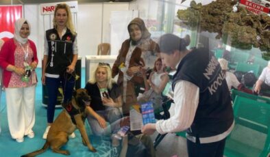 100 bin anneye narkotik eğitimi