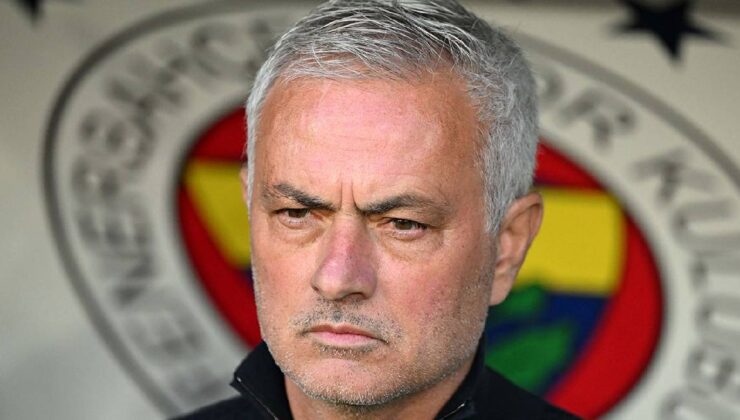 Mourinho Fenerbahçe’de kalıp kalmayacağını açıkladı