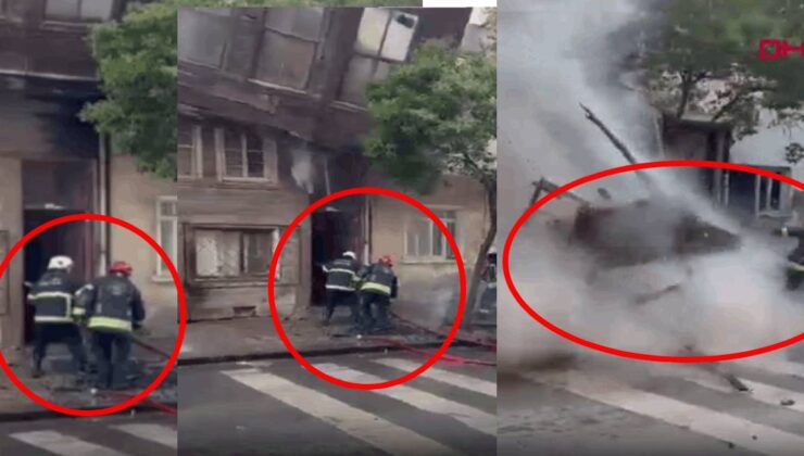 Yangına müdahale eden 2 itfaiye çalışanı yıkılan konutun altında kaldı