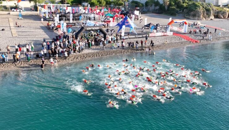 30 ülkeden atletler Akdeniz’in sularında kulaç attı