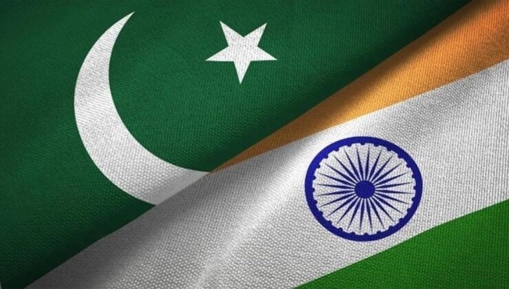 Hindistan ve Pakistan gece çatıştı: 45 meyyit